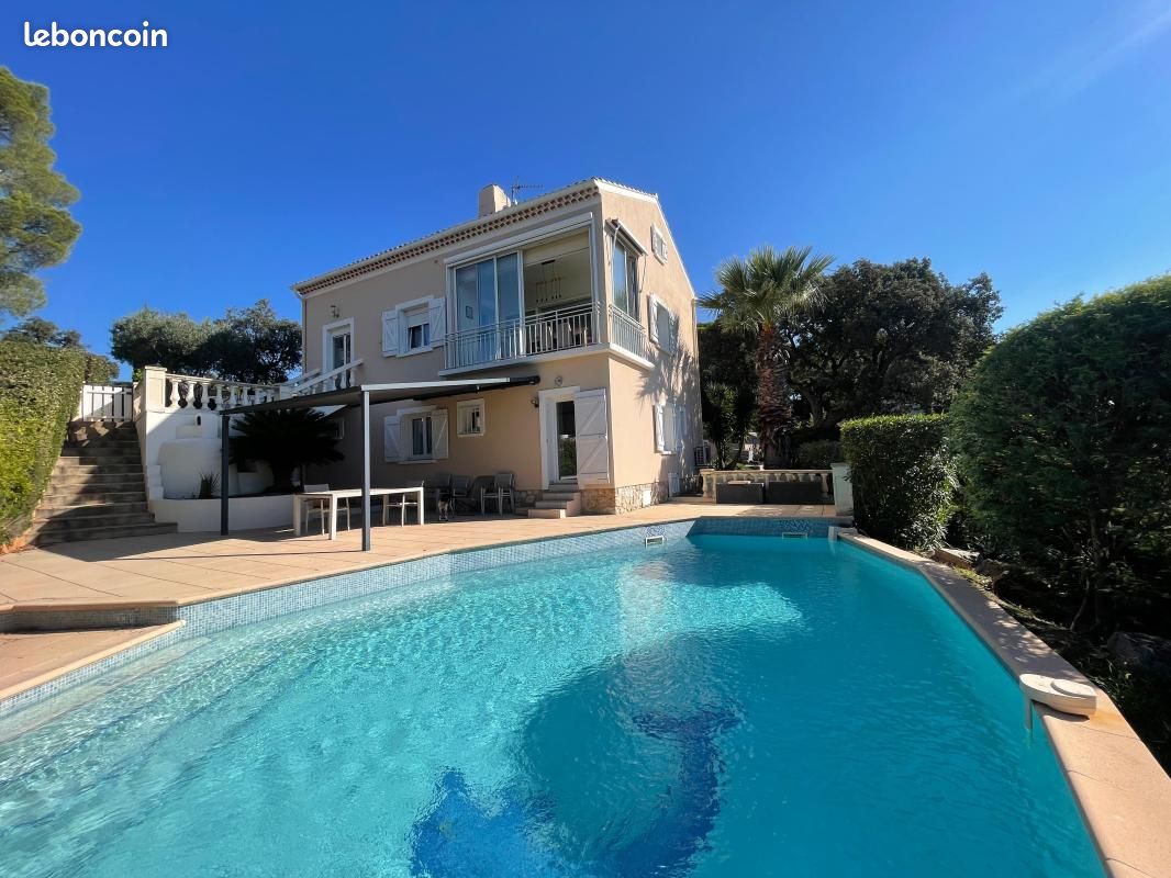 Maison 5 pièces 140 m² · à Six-Fours-les-Plages · 140 m² · 850 000 €