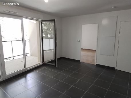 Appartement 2 pièces 45 m² · à Montluel · 45 m² · 617 €