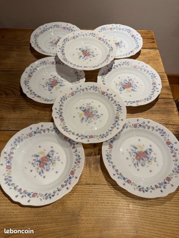 Lot assiettes plates arcopal d'occasion - Arts de la table