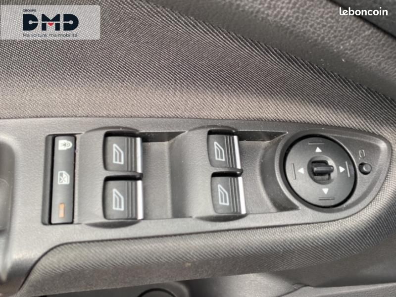 Ford C-MAX 1.0 EcoBoost 125ch Stop&Start Titanium (image 16)