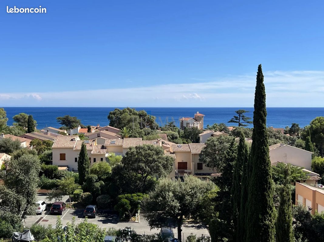 Appartement 3 pièces 44 m² · à Fréjus · 44 m² · 289 000 €