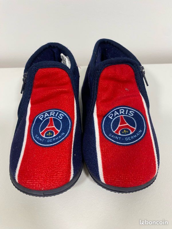Chaussons enfant PSG taille 24 (image 1)
