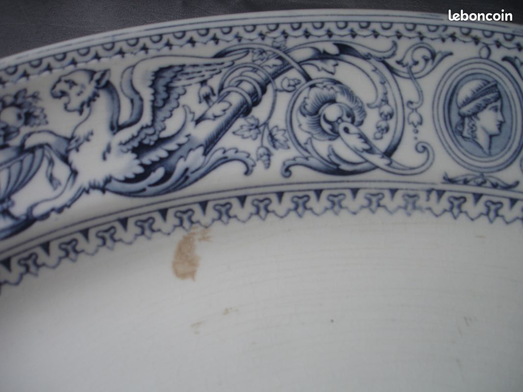 Plat de service en faïence (image 6)