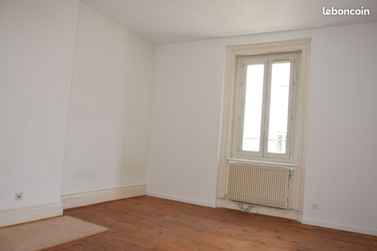 Appartement 3 pièces 65 m² · à Saint-Étienne · 65 m² · 450 €/mois