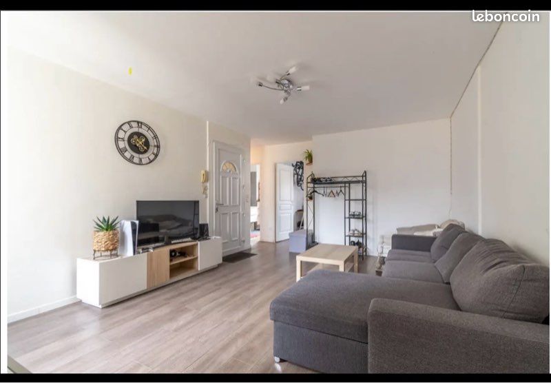 Appartement 4 pièces 76 m² · à Reims · 76 m² · 1 050 €/mois