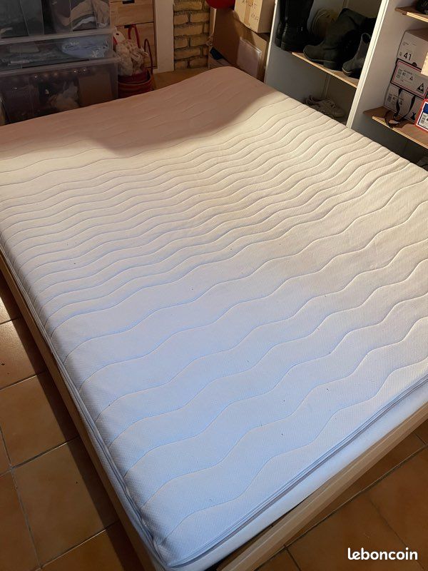 Matelas IKEA 2 places 160x200cm (image 1)