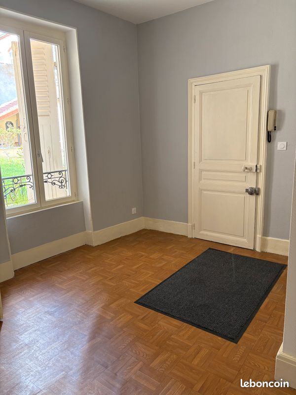 Appartement 3 pièces 65 m² · à Vichy · 65 m² · 635 €