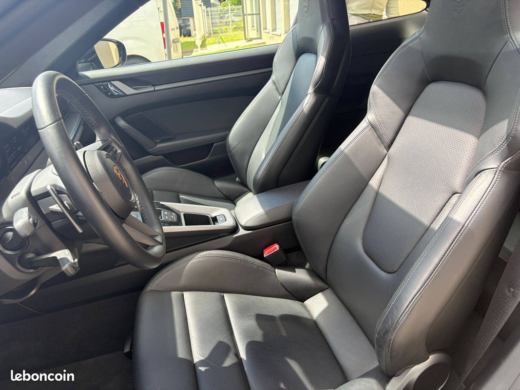 Porsche 911 VI (992) 3.0 385ch (image 7)