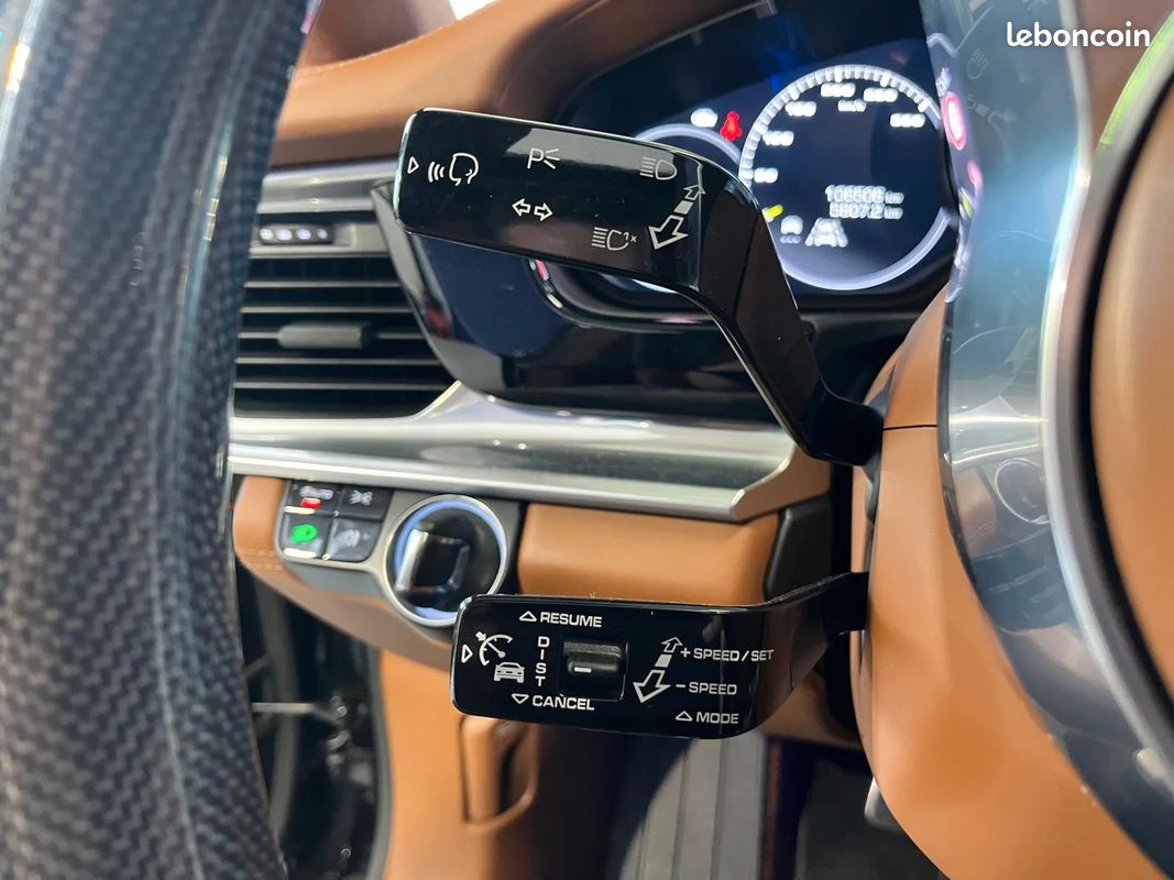 PORSCHE Panamera 462ch 4 E-Hybrid - 2019 - Toit ouvrant - Suivi complet (image 9)