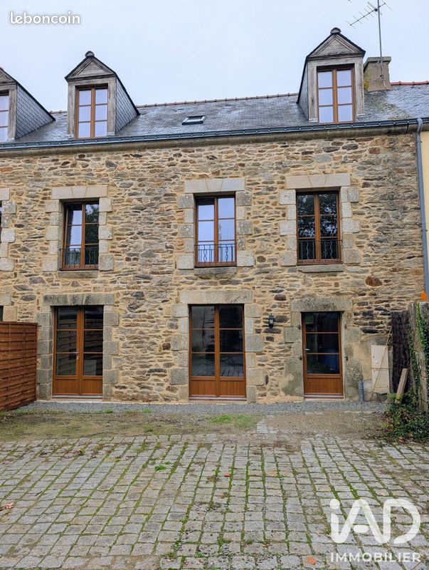 Maison 5 pièces 120 m² · à Surzur · 120 m² · 1 490 €/mois