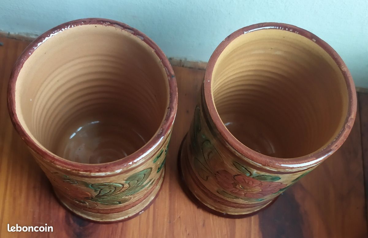 Deux tasses céramique signées DERUTA décor floral (image 4)