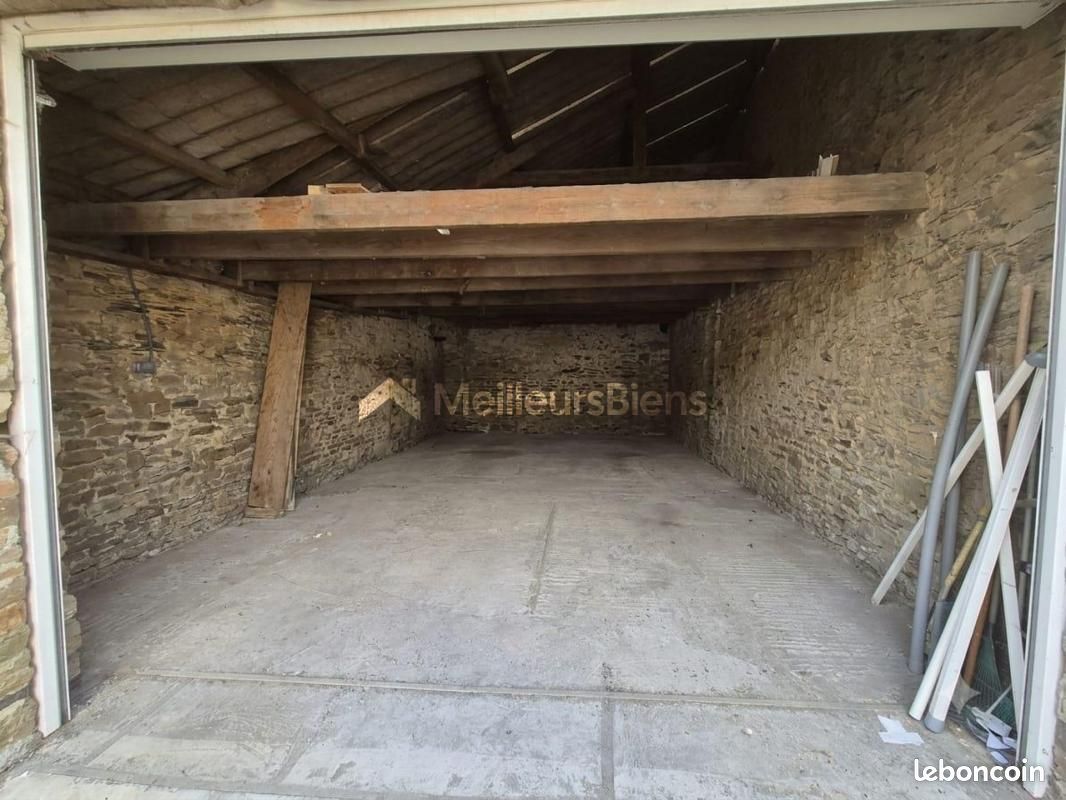 Parking 40 m² · à Derval · 40 m² · 18 900 €
