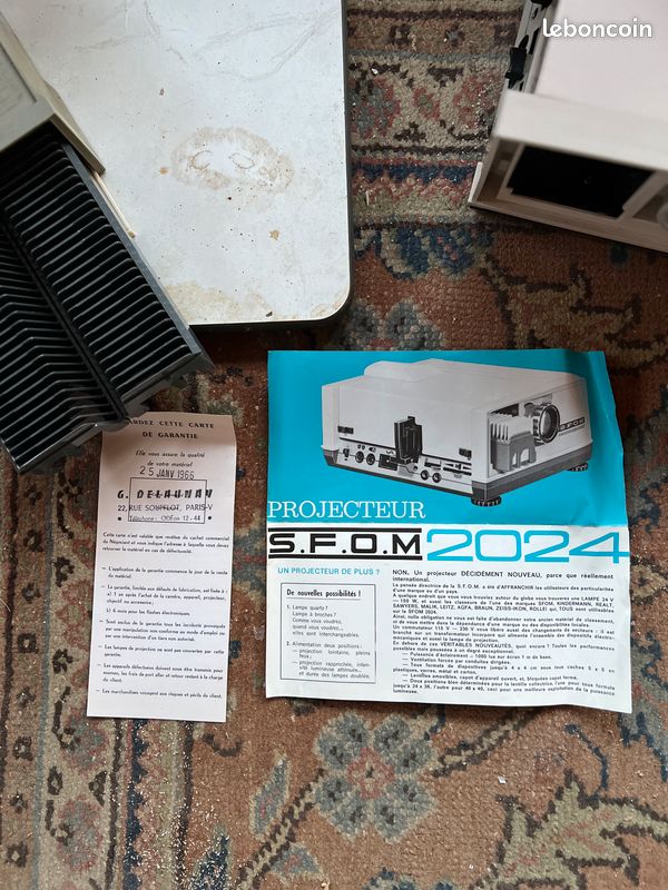 Projecteur Diapositives SFOM 860 Demi Auto – Avec Malle Vintage – Fonctionnel
