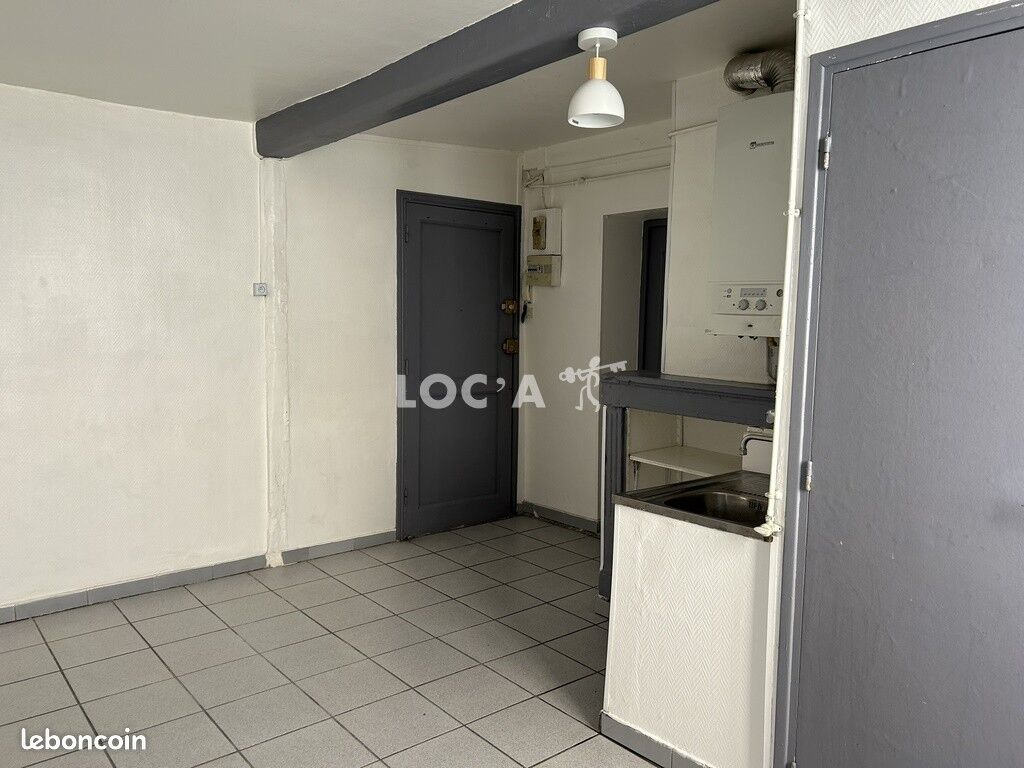Appartement 3 pièces 48 m² · à Lyon · 48 m² · 700 €