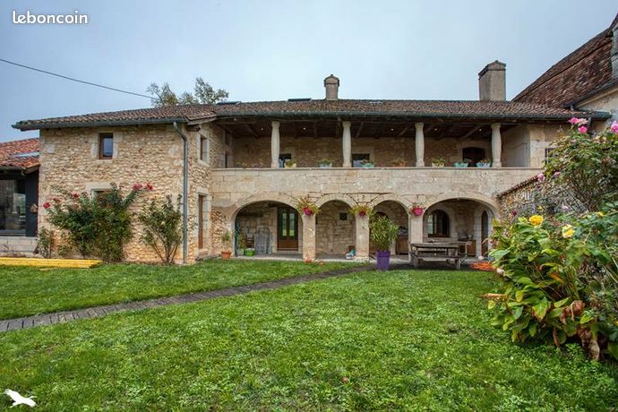 Ferme 13 pièces 350 m²