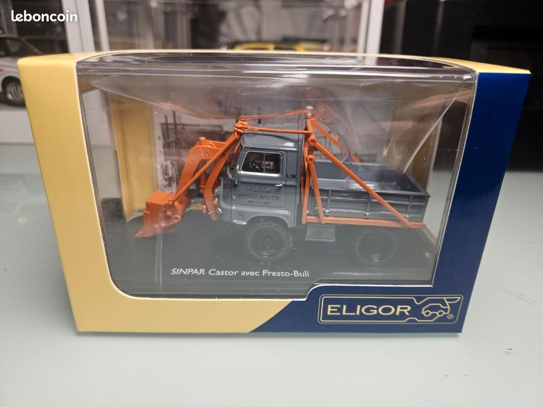 RENAULT ESTAFETTE SINPAR Castor Citerne TOTAL ELIGOR 1/43 avec défaut EUR 36,00 - FR