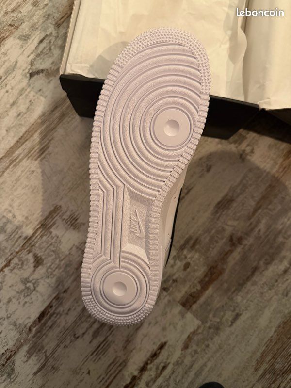 Nike Air force one AF x supreme neuve blanche 2025 Chaussures