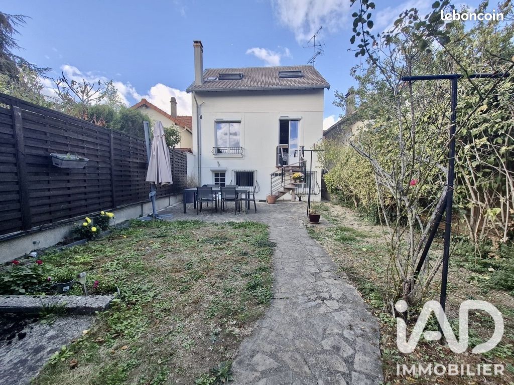 Maison 6 pièces 148 m² · à Thiais · 148 m² · 549 000 €