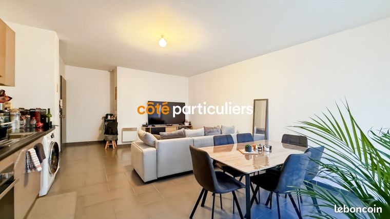 https://img.leboncoin.fr/api/v1/lbcpb1/images/e6/2b/a3/e62ba340334e92be8785534ecb20ca7e01926e3c.jpg?rule=ad-image