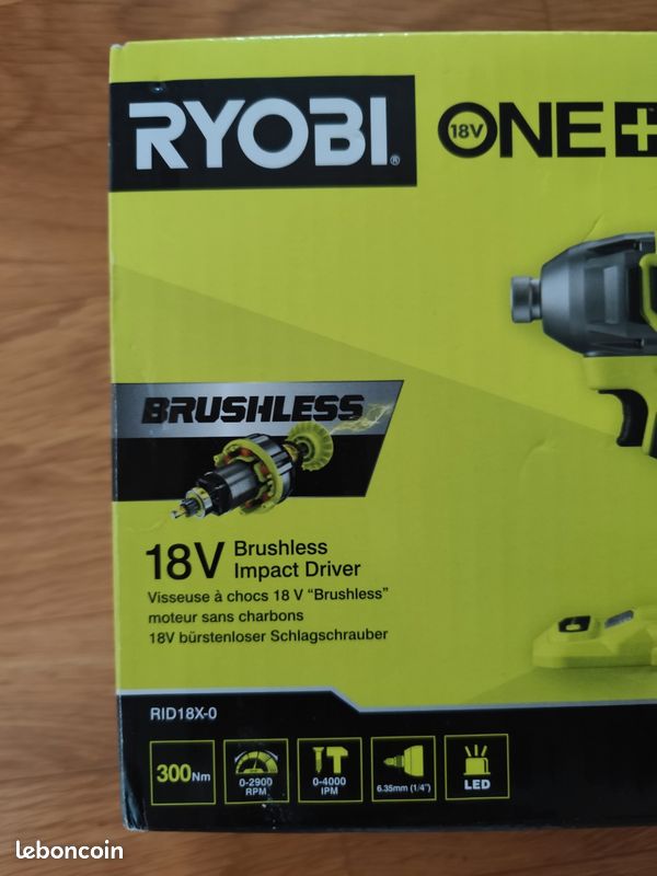 Plongée au Coeur de la Visseuse à Choc Ryobi RID18X-0 : Analyse et