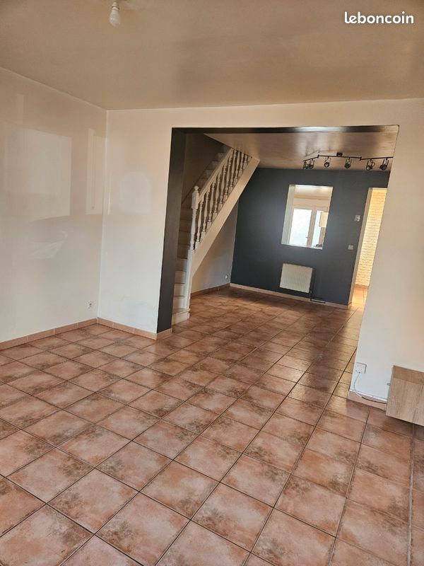 Maison 3 pièces 75 m² · à Beuvry · 75 m² · 100 000 €