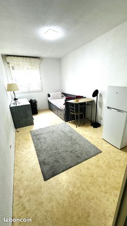 Studio meublé T1 : Proximité : Villerubanne / tête d’or / Lyon 6 — 1