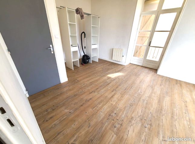 Appartement 1 pièce 31 m² · à Brive-la-Gaillarde · 31 m² · 390 €