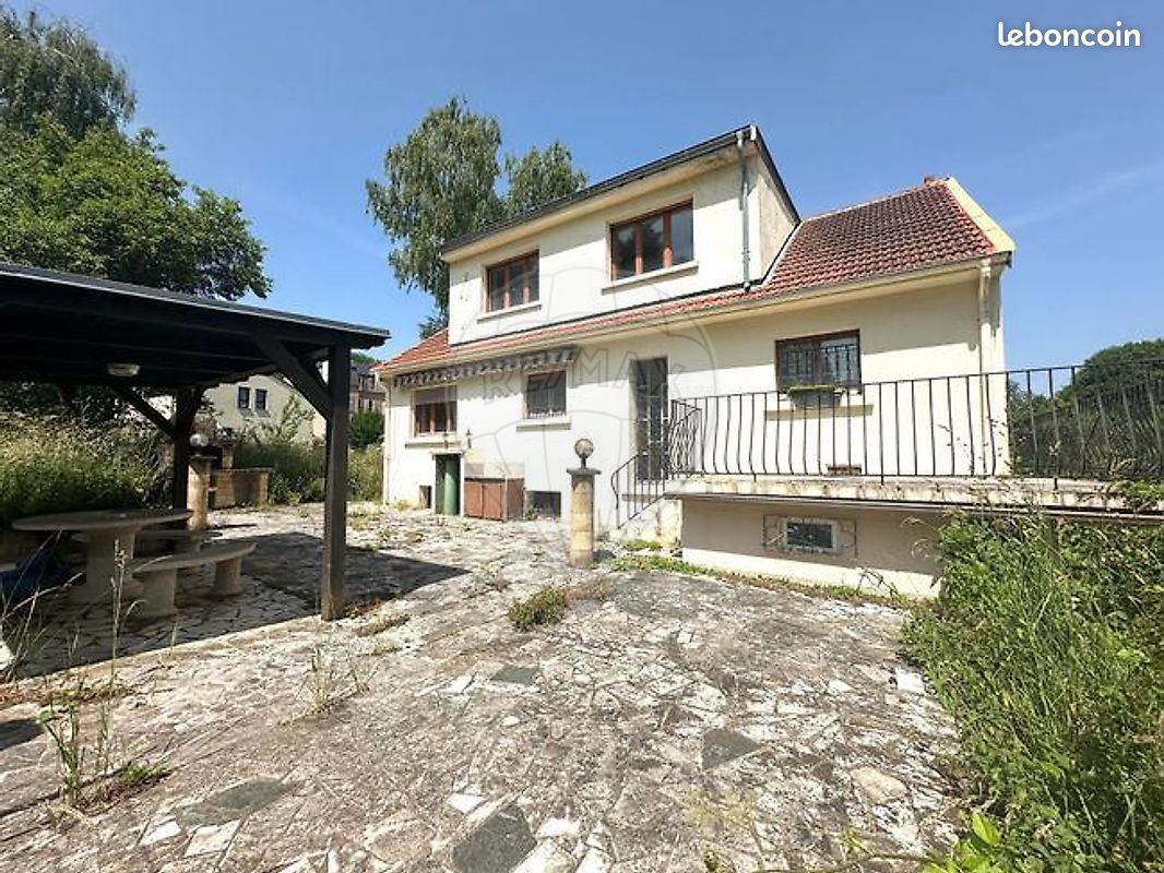 Maison 9 pièces 181 m² · à Lorry-lès-Metz · 181 m² · 249 900 €