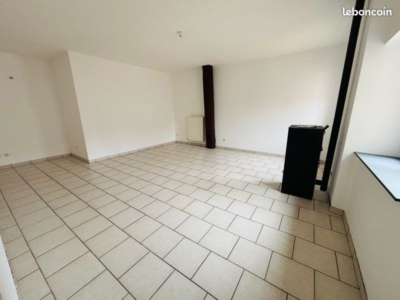 Appartement 4 pièces 100 m² · à Autrey · 100 m² · 105 000 €