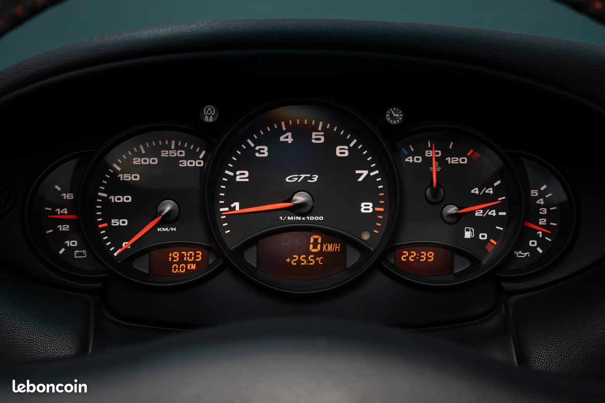 PORSCHE 911 (996.1) GT3 | Faible Kilométrage | Rouge Indien | Sièges baquet (image 11)