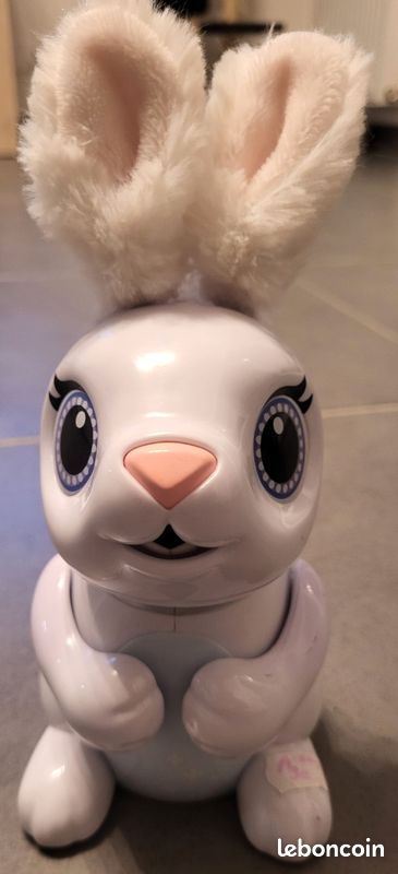 Spin Master Zoomer Hungry Bunny Hungry Bunnies Robot Bunny Toy