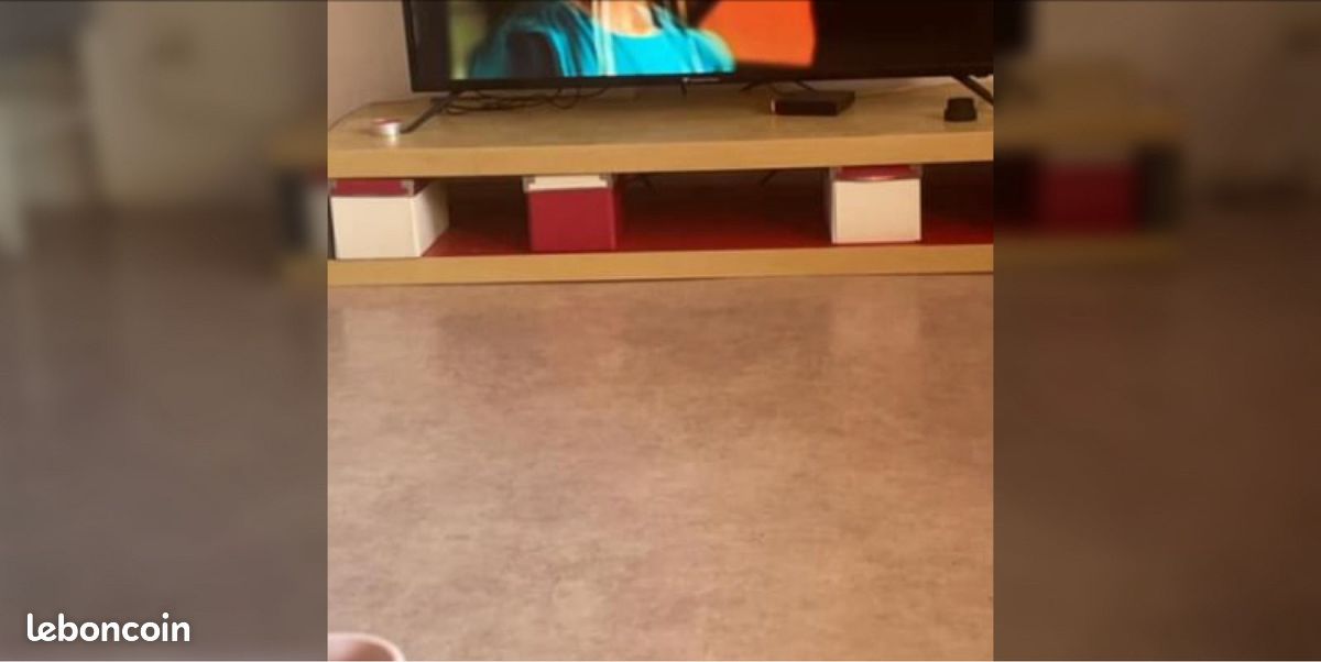 Meuble télévision (image 1)