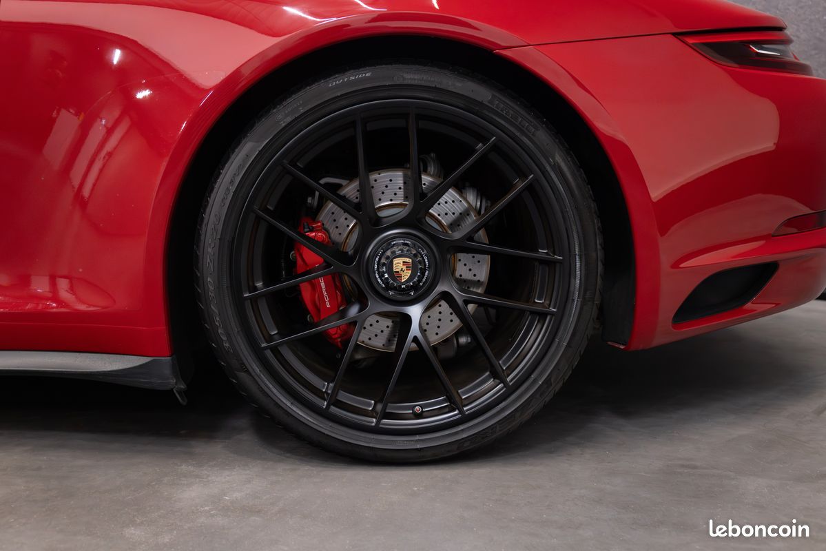 Porsche 991.2 Carrera 4 GTS Cabriolet 3.0 450 cv – 1ère MAIN – FRANÇAISE – PDCC – ROUES AR DIRECTRICES – PDLS+ - PACK SPORT CHRONO - APPLE CAR PLAY – CAMERA – PORSCHE APPROVED 12 MOIS - (image 4)