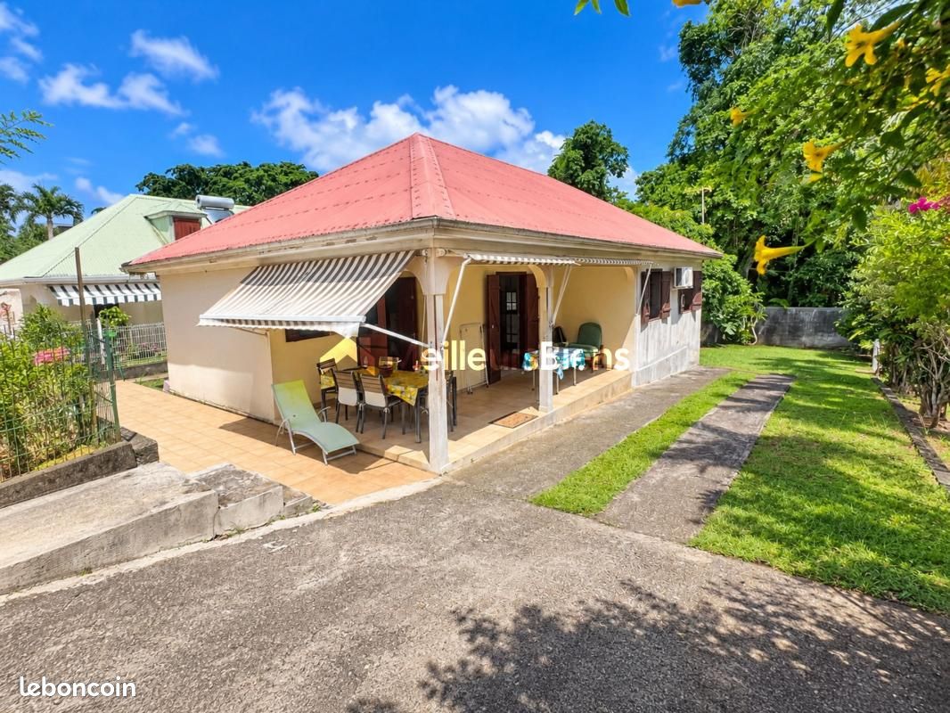 Maison 4 pièces 90 m² · à Lamentin · 90 m² · 289 000 €