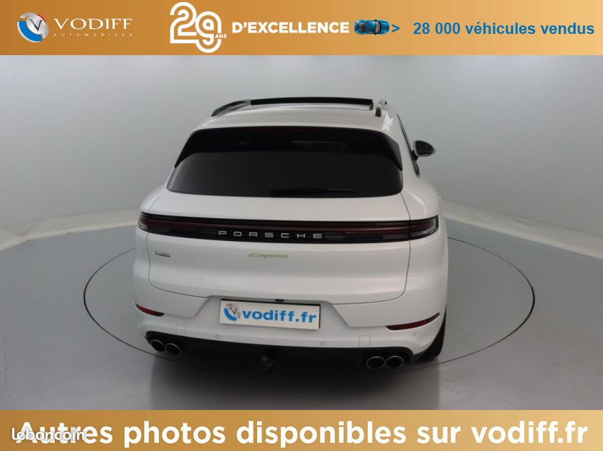 Porsche Cayenne E-HYBRID 470 CV (image 47)