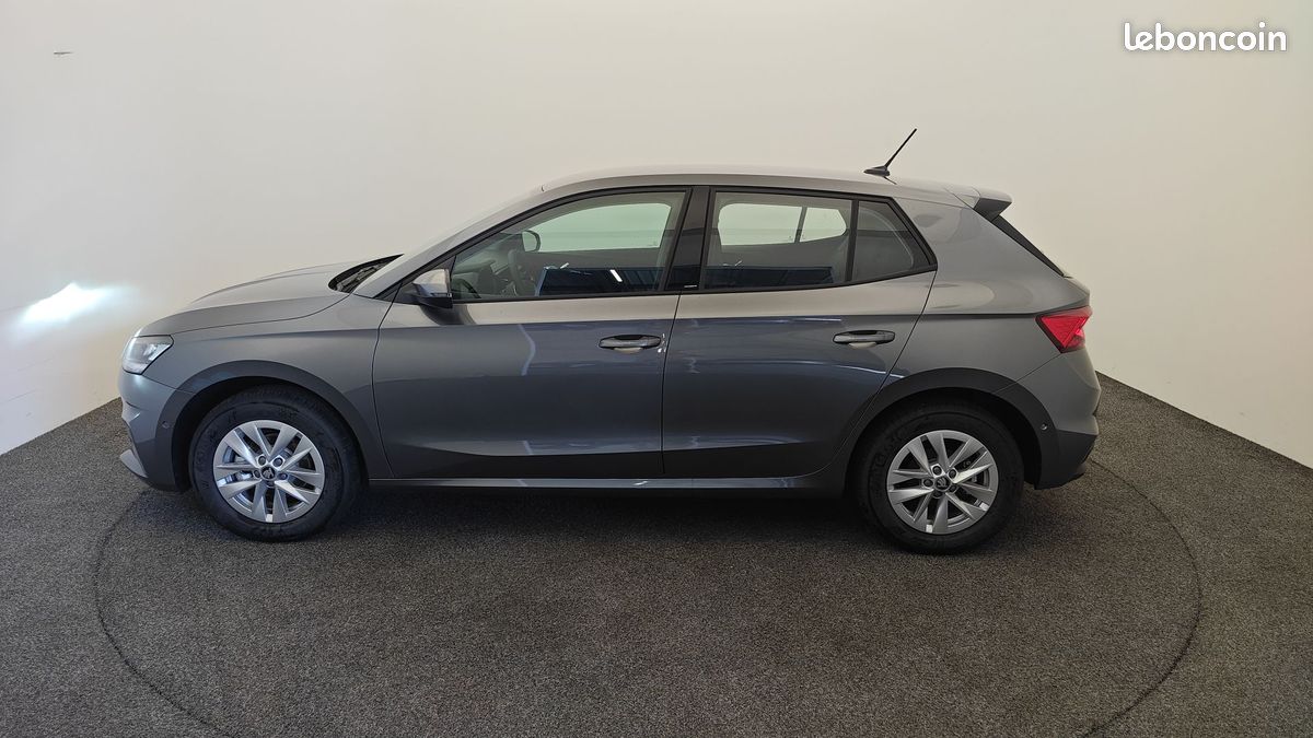 SKODA Fabia 1.0 TSI 95 ch EVO 2 BVM5 Selection (image 2)