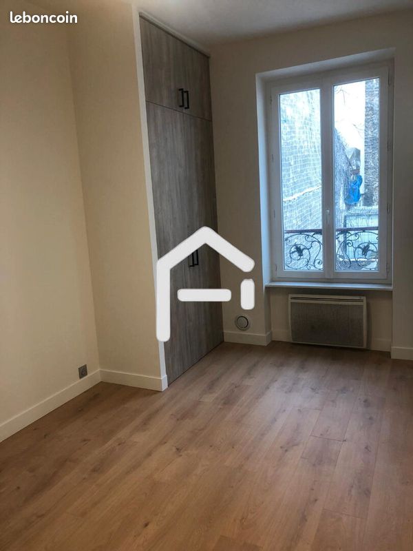 Appartement 1 pièce 18 m² · à Paris · 18 m² · 890 €