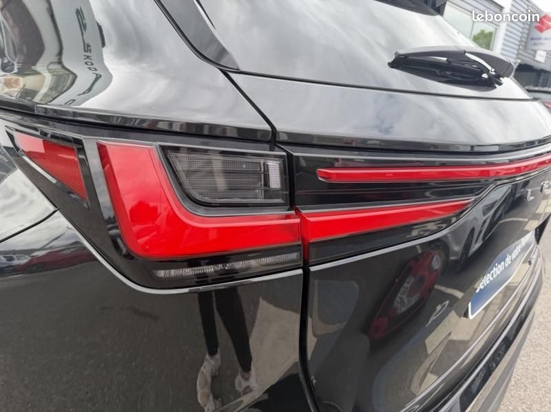 Lexus NX 450h+ Luxe 4WD (image 28)