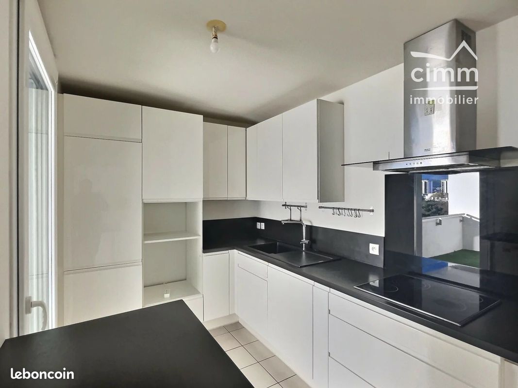 Appartement 4 pièces 81 m² · à Grenoble · 81 m² · 165 000 €