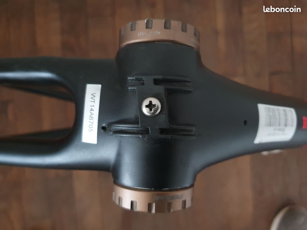 Fourche Colnago Carbone 1 1/8 Pour Vélo 700C - Occasion En Bon état Grise