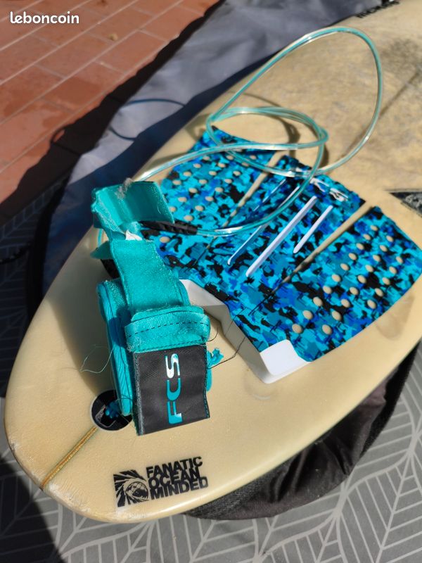 Surf Board (image 9)