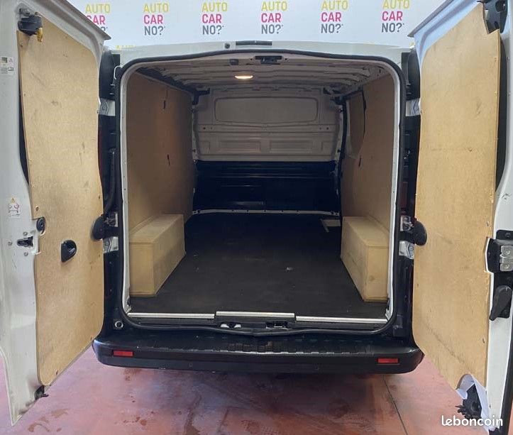 Renault Trafic 3 L2H1 2.0 BLUEDCI 130 GRAND CONFORT (image 9)