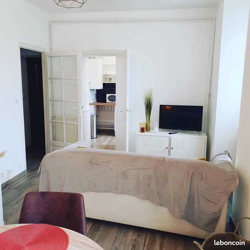 Appartement 2 pièces 40 m² · à Oloron-Sainte-Marie · 40 m² · 650 €