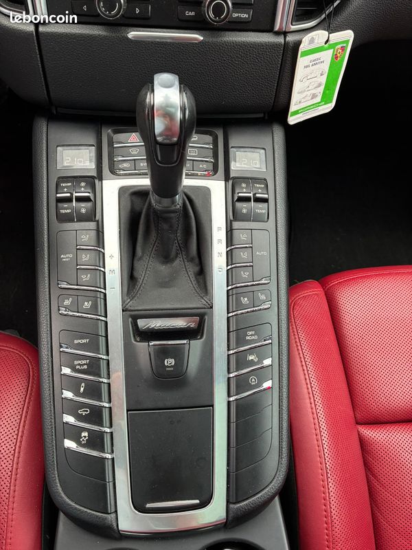 Porsche Macan Turbo PDK 3.6i V6 PACK CHRONO- GARANTIE 12 MOIS (image 30)