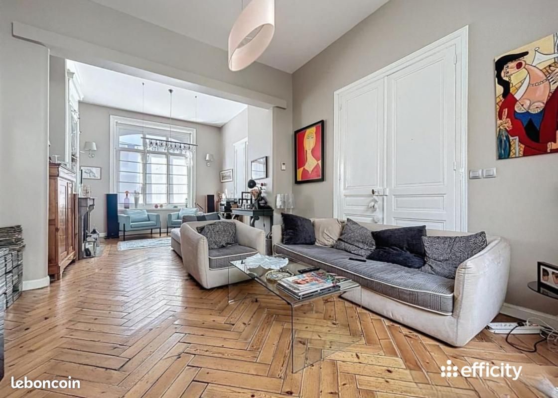 Maison 7 pièces 220 m² · à Bordeaux · 220 m² · 995 000 €