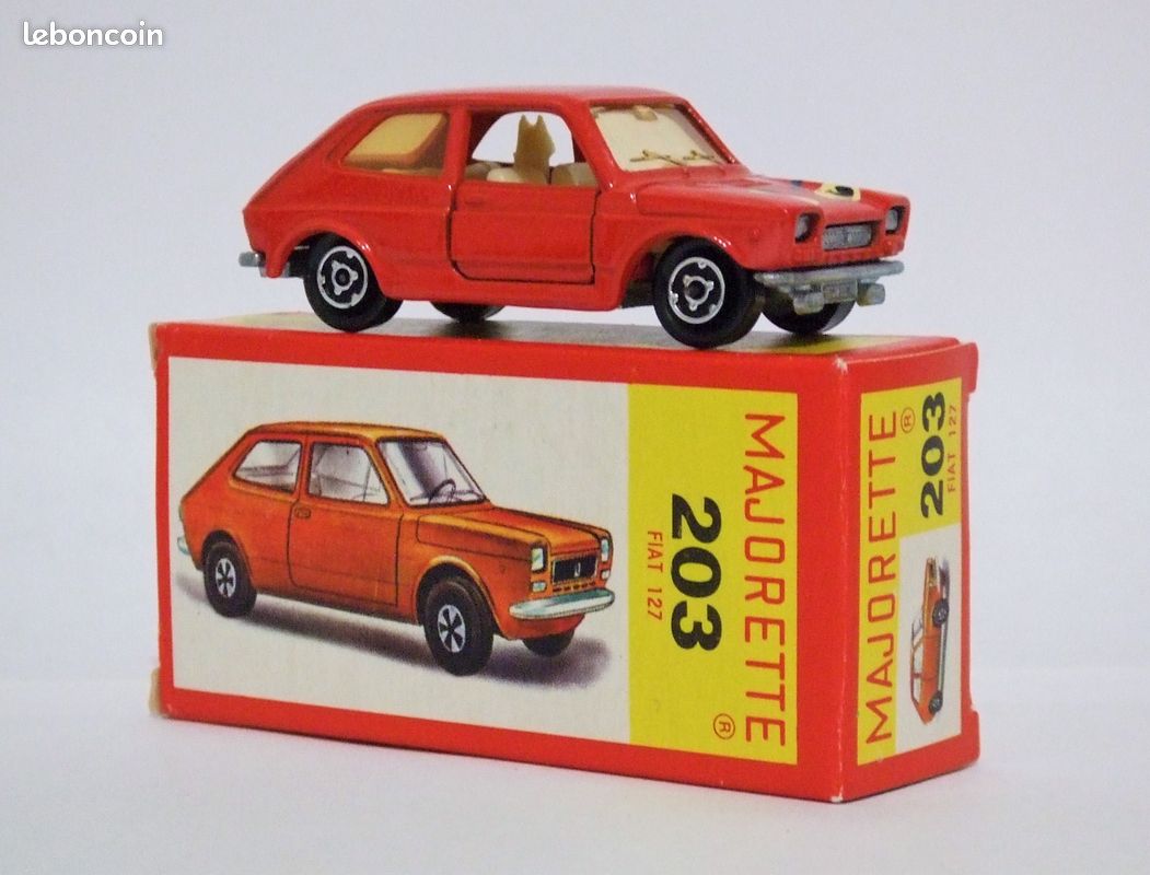 Majorette 203 Fiat 127 vert métallisé proche du neuf en boite très rare