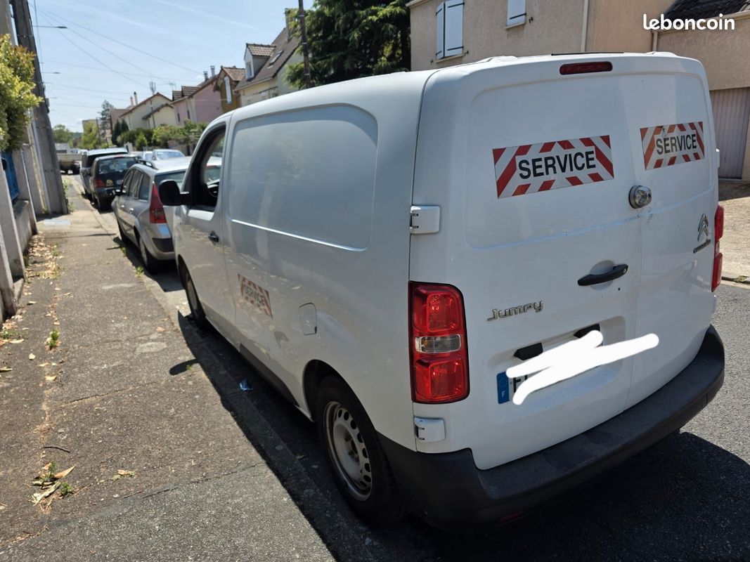 CITROËN JUMPY III VUL XS 1.5 BlueHDi 16V Fourgon court 102 cv (image 3)