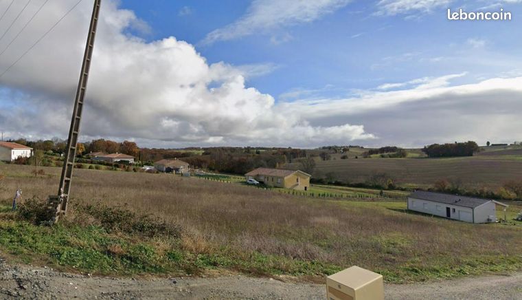 Terrain 2 500 m² Augnax
