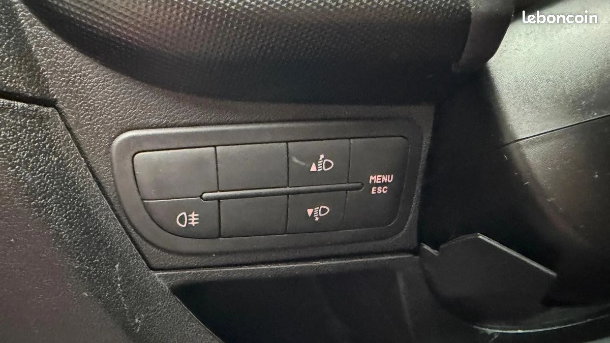 Fiat fiorino tole 1.3 16v multijet 75 pack (image 25)