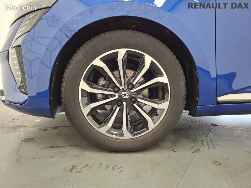 Renault Clio TCe 90 Techno (image 18)